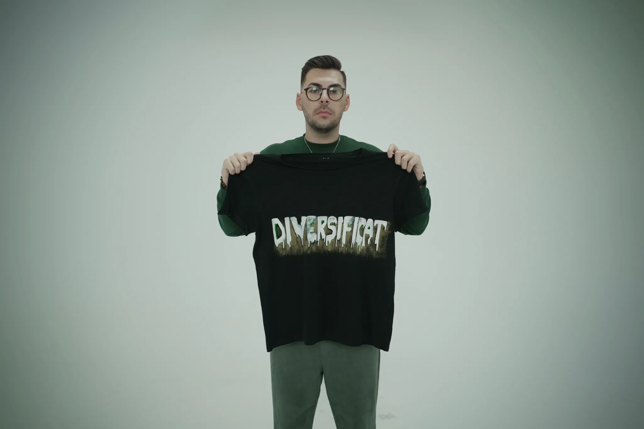 DUMI a lansat EP-ul DIVERSIFICAT