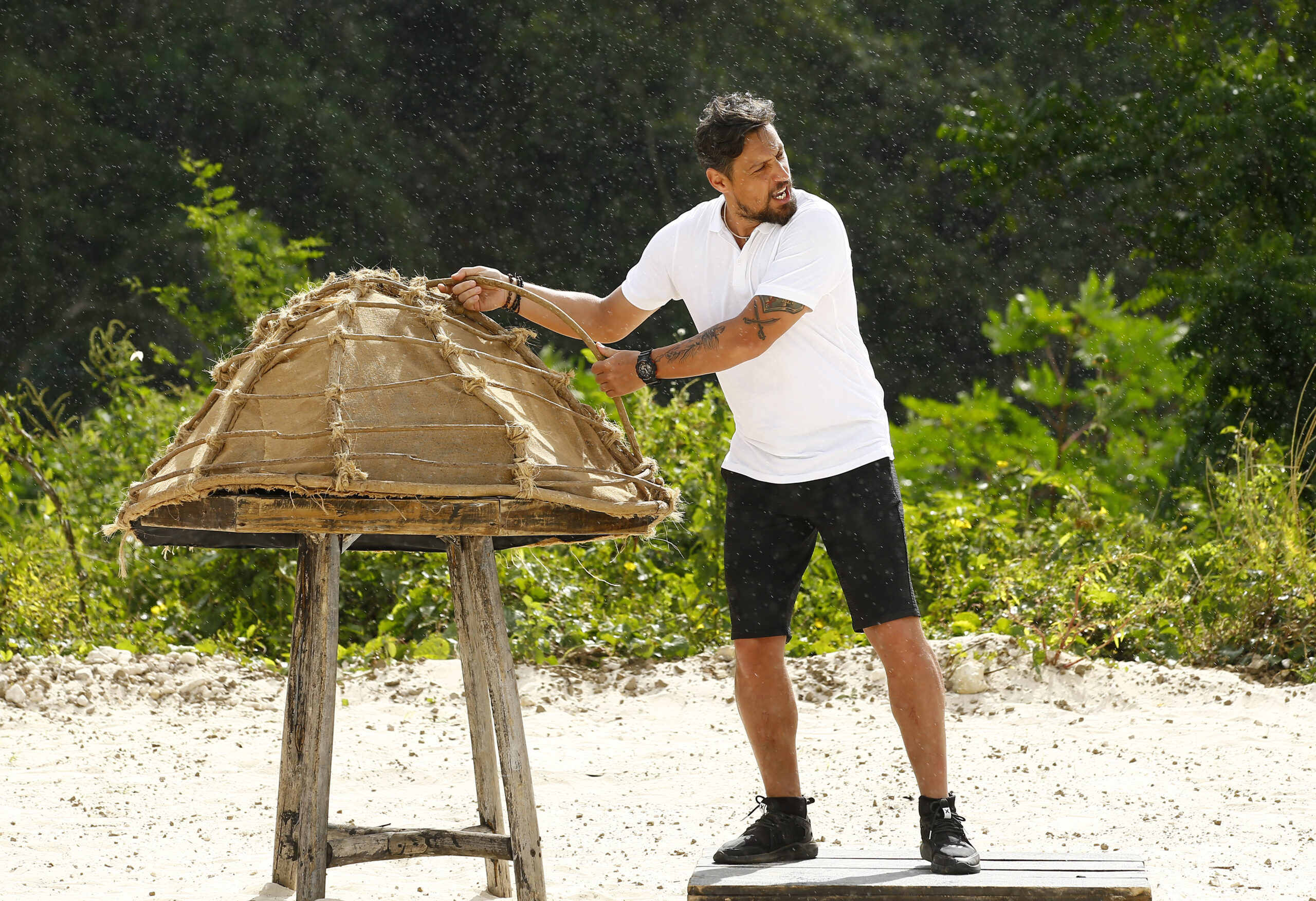 Primul joc pentru imunitate de la Survivor 2023 a tinut romanii cu sufletul la gura! Un concurent va parasi astazi competitia