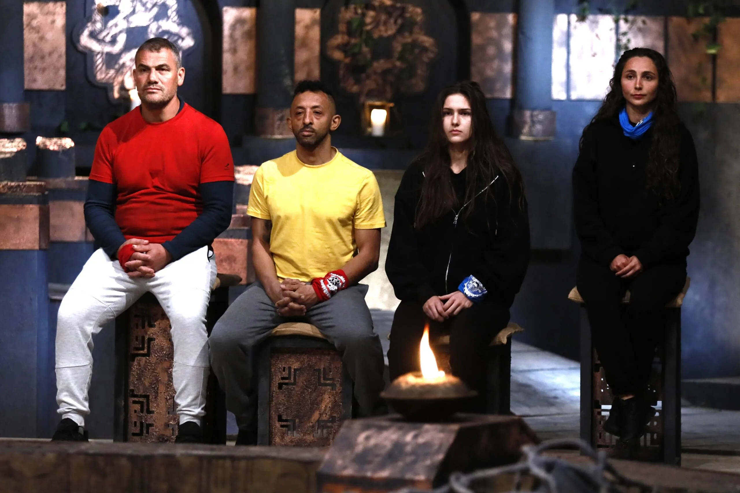 Kamara si Alexandra Ciomag s-au alaturat competitiei Survivor Romania in editia speciala! Astazi, o persoana va pleca direct acasa