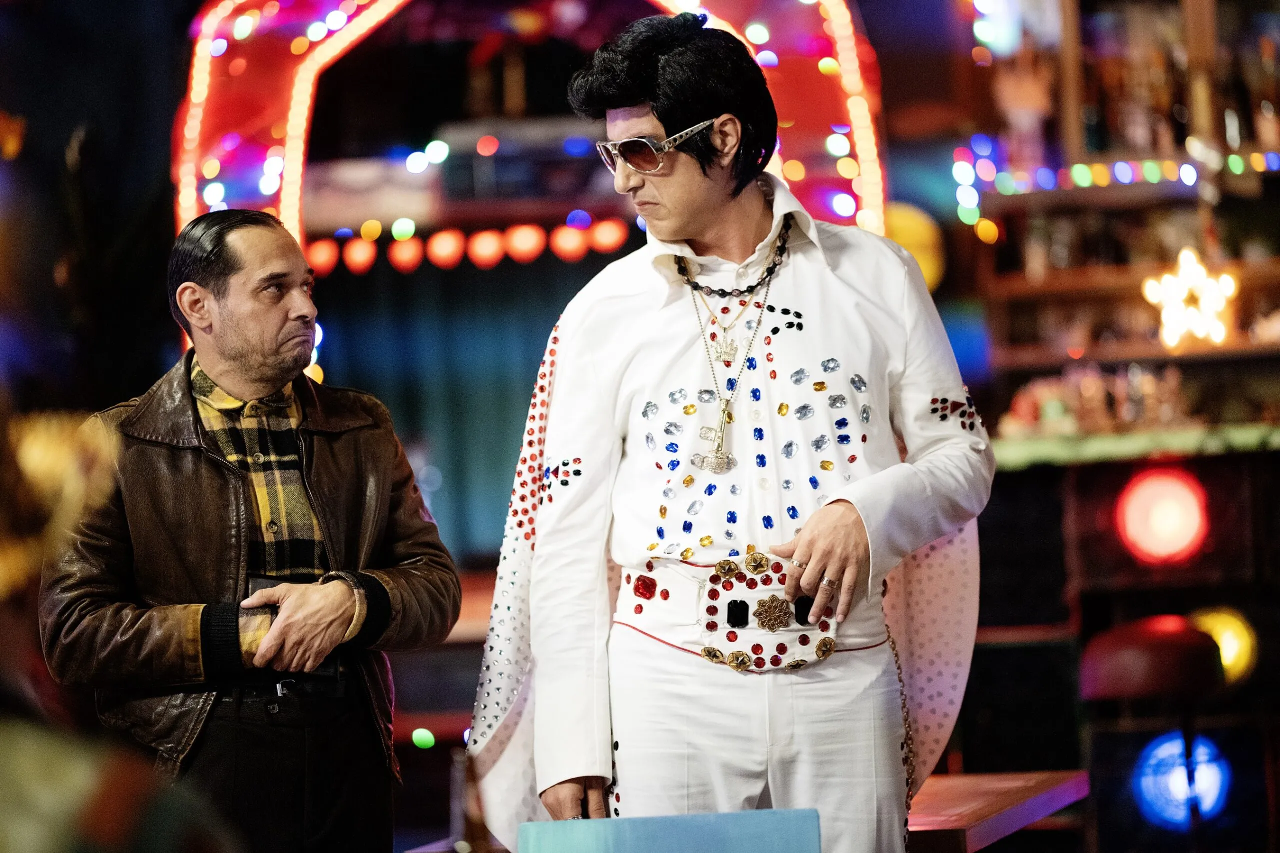 Vesti de neratat in aceasta seara in Las Fierbinti: Elvis e in viata! ”Stiam eu ca traieste…”