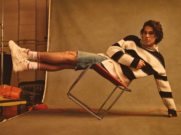 Tommy Hilfiger lanseaza campania Primavara 2023 Classics Reborn