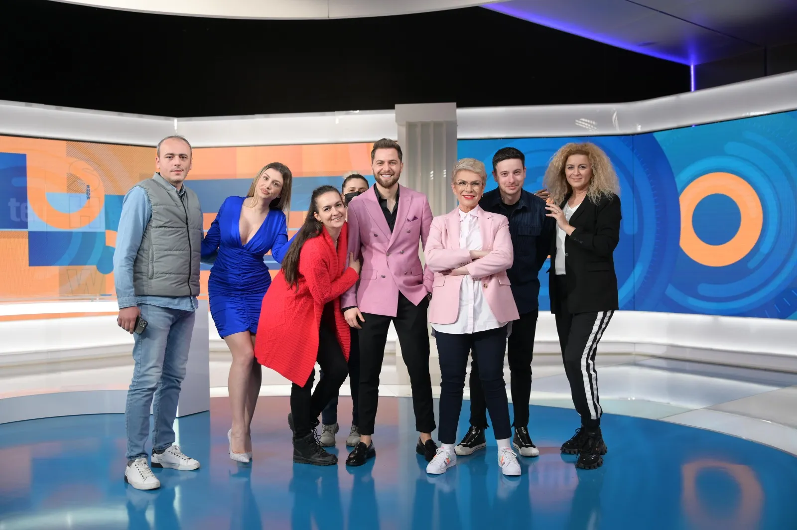 Teo Trandafir a avut parte de o farsă de zile mari din partea echipei emisiunii “Teo Show” // “Am început să strig: <Regia, regia, mă aude și pe mine cineva?>”