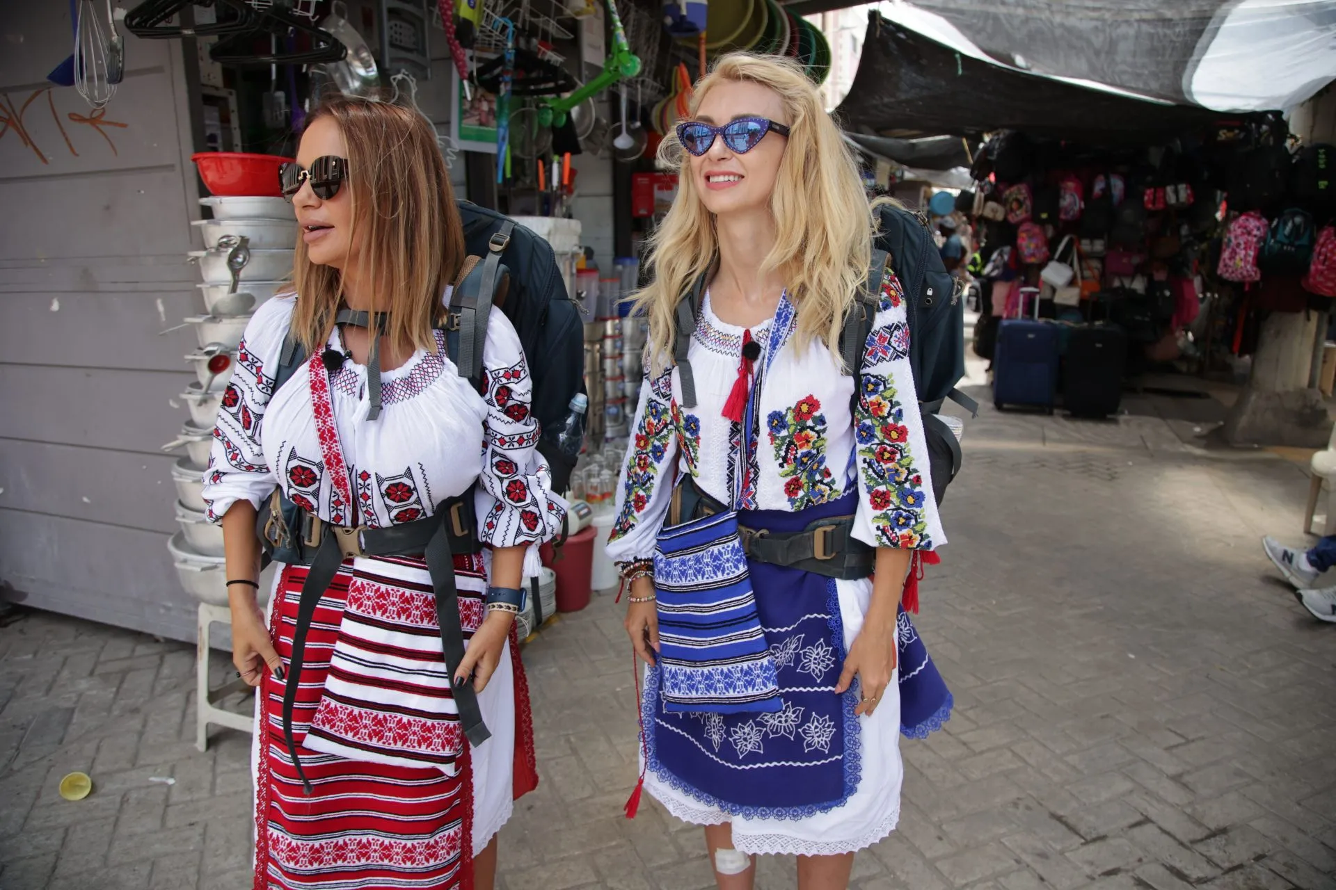Concurenții America Express dau startul carnavalului în Barranquilla, orașul unde se desfășoară al doilea cel mai mare eveniment de acest gen din lume. Ediția de ieri seară, lider de audiență