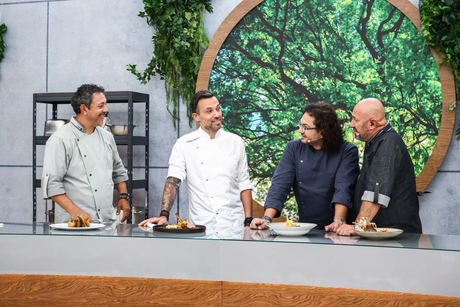 Marea premieră a sezonului 11 Chefi la cuțite vine la Antena 1, pe 27 martie, cu adversari surpriză la lupta pentru amulete