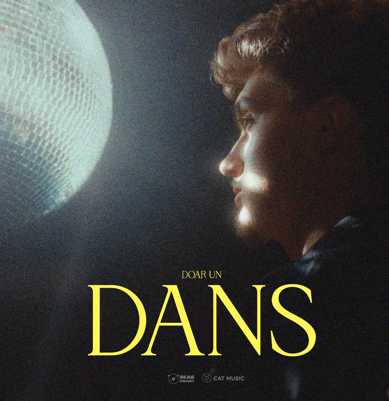 „Doar un dans” este numele single-ului pe care Moisha îl aduce în playlist-uri