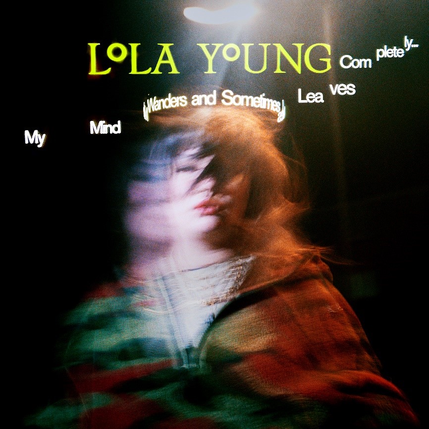 Lola Young a lansat single-ul “What Is It About Me”