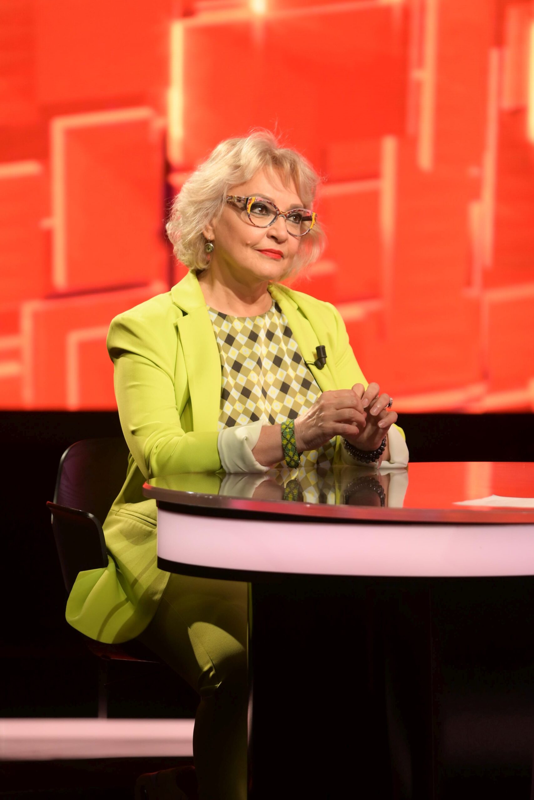 Mihaela Tatu, invitată duminică, la “40 de întrebări cu Denise Rifai”