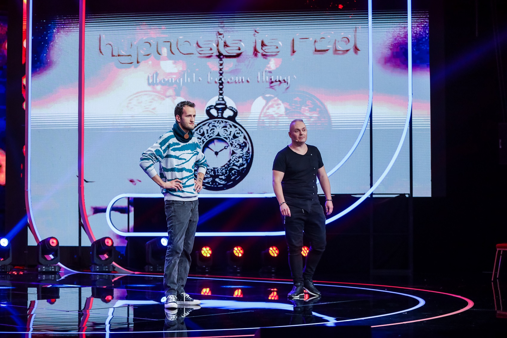 Andrei Ungureanu revine pe scena iUmor într-un număr spectaculos de hipnoză