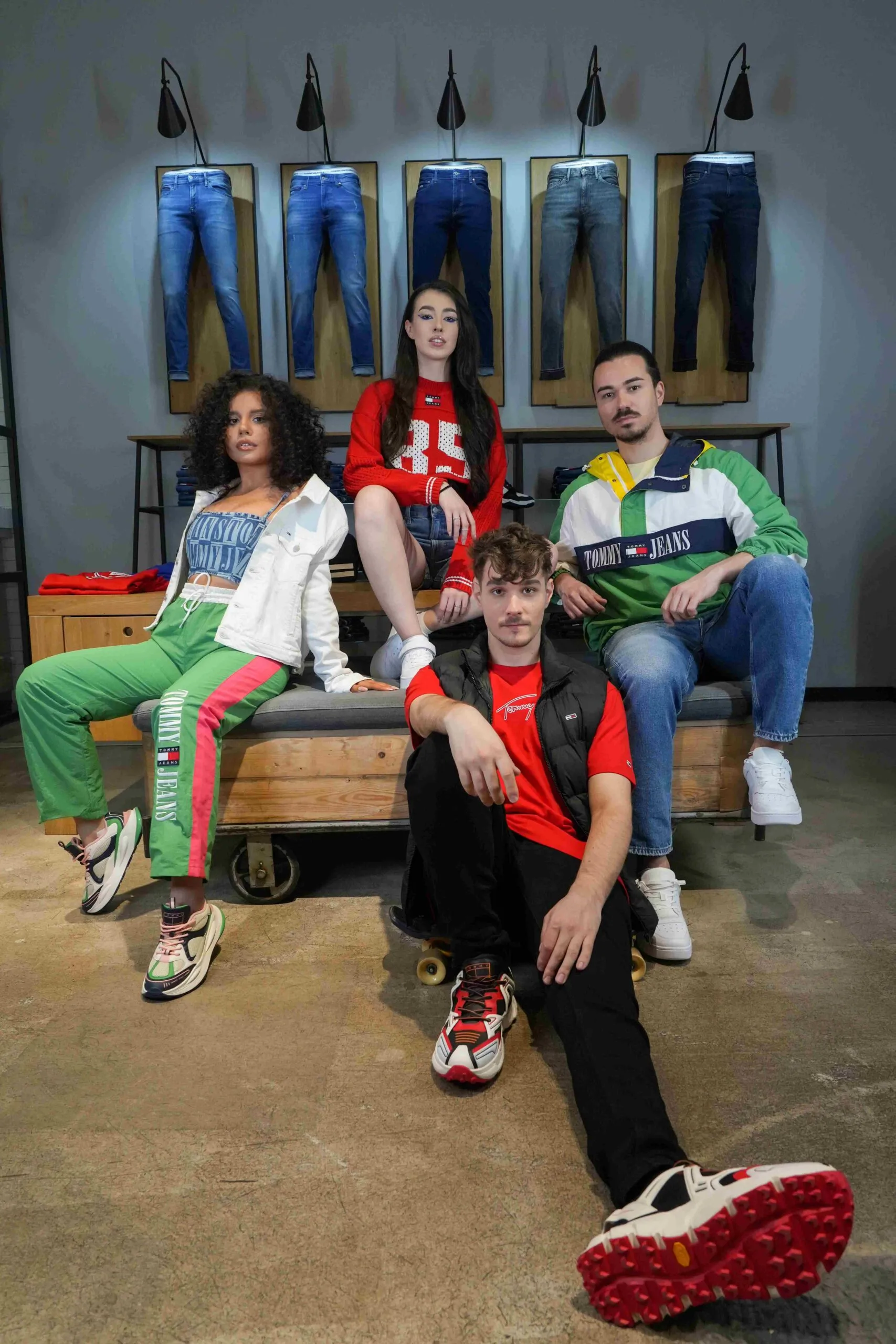 Dael Damsa, Miruna Mayra si Tommy Weissbuch modele pentru Tommy Jeans