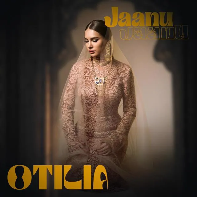 Otilia in ipostaze sexy in noul ei clip. Artista se pregateste sa ia cu asalt India