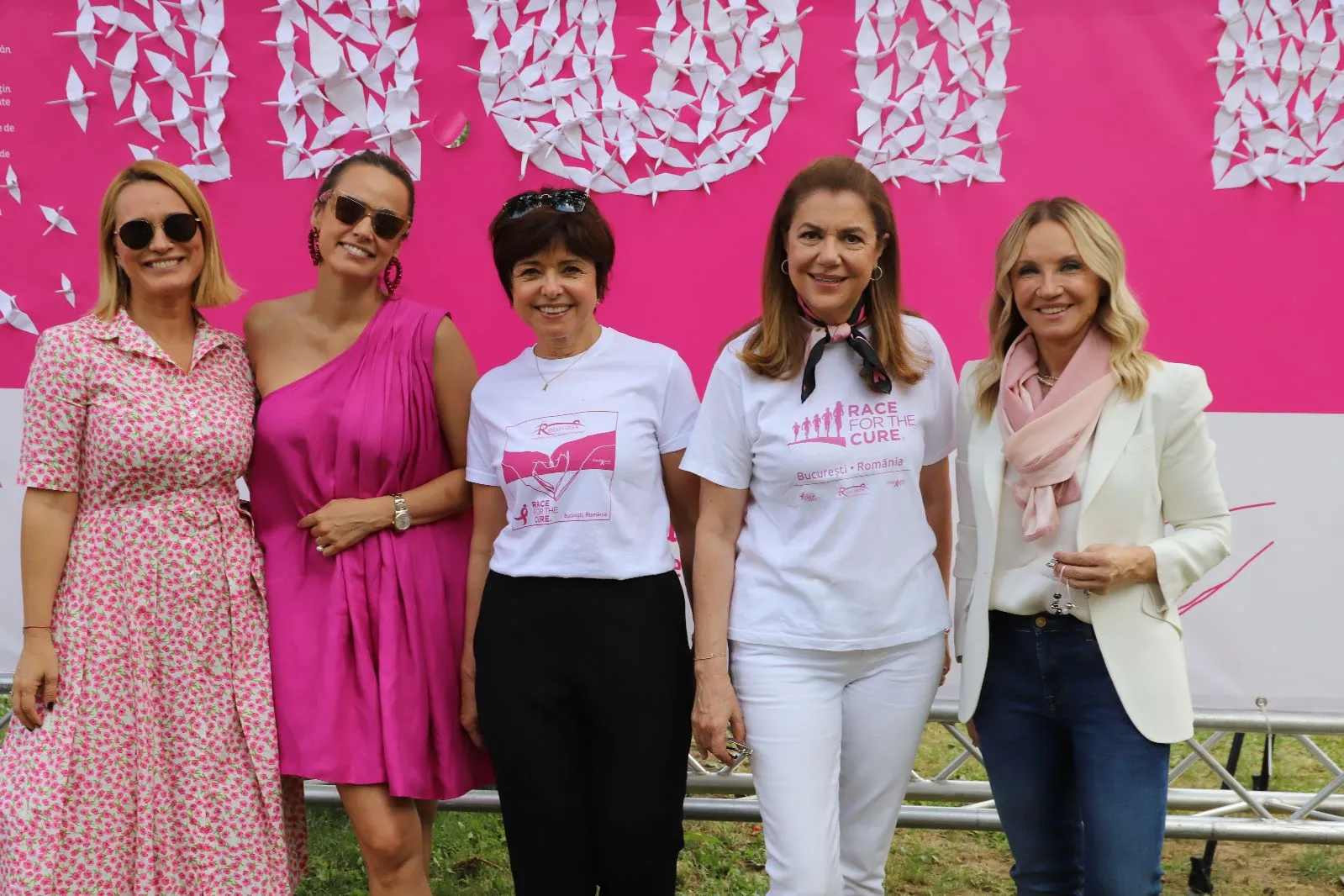 Andreea Esca si Andreea Raicu sustin ”Cursa caritabilă – Race for the Cure a Fundației Renașterea”