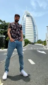 Bogdan Ioan s-a plimbat prin Dubai