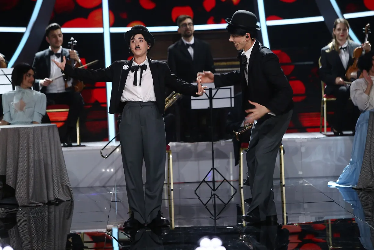 Nicole Cherry și Juno, transformare uluitoare în Charlie Chaplin!„E unul dintre cele mai grele momente din istoria cinematografiei“