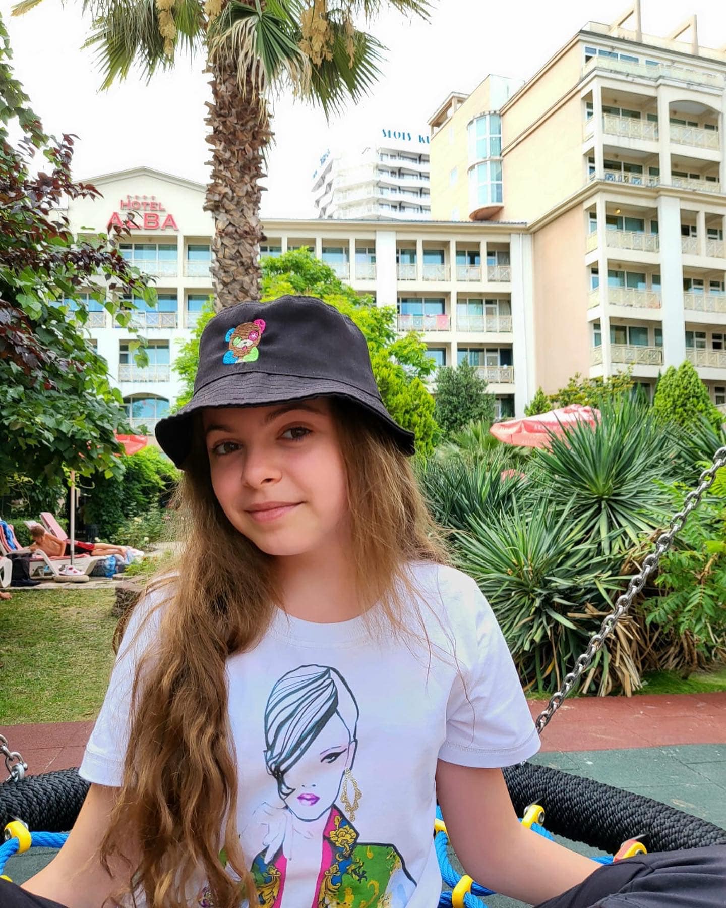 Katia Luțescu revine cu videoclipul piesei „Împreună”