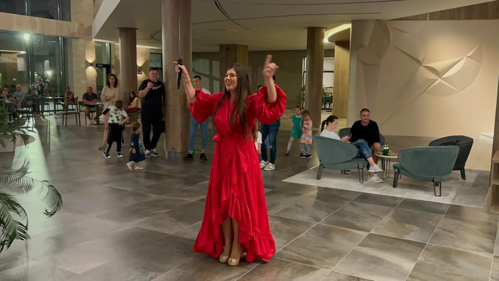 Paula Seling a făcut show în Bulgaria la Reina del Mar