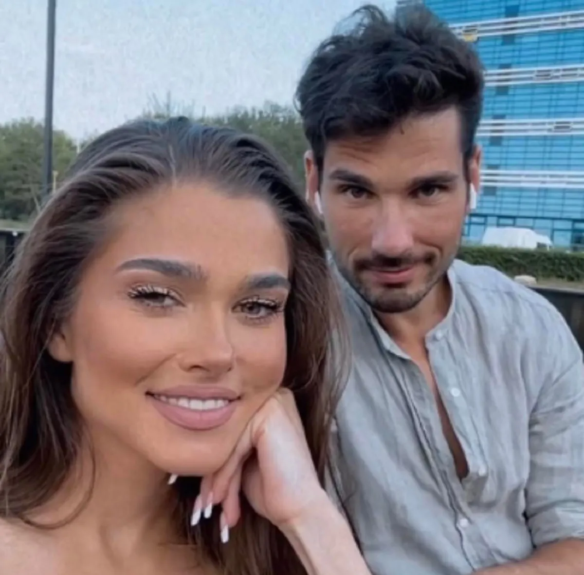 Theo Rose e mamica! Solista și Anghel Damian au devenit părinți de băiat