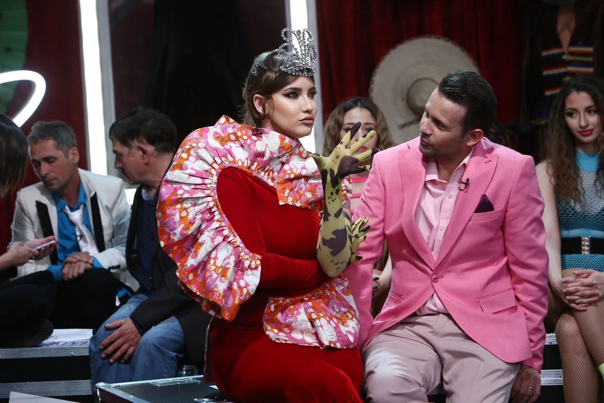 Iulia Albu, roast de senzație pentru Nelu Cortea în Gala Combinațiilor Explozive