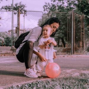 sotia si fetita lui bogdan ioan