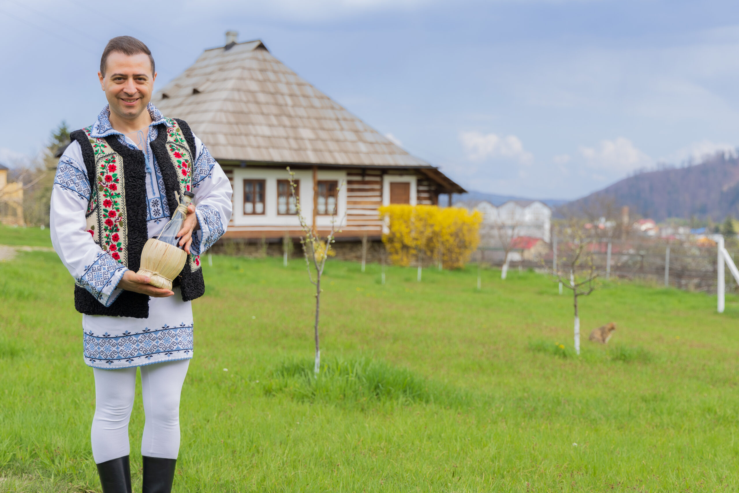 Cristian Harhată aka Cristian din Iași i-a dedicat bunicului piesa ”Asa bunicu’ meu spunea”