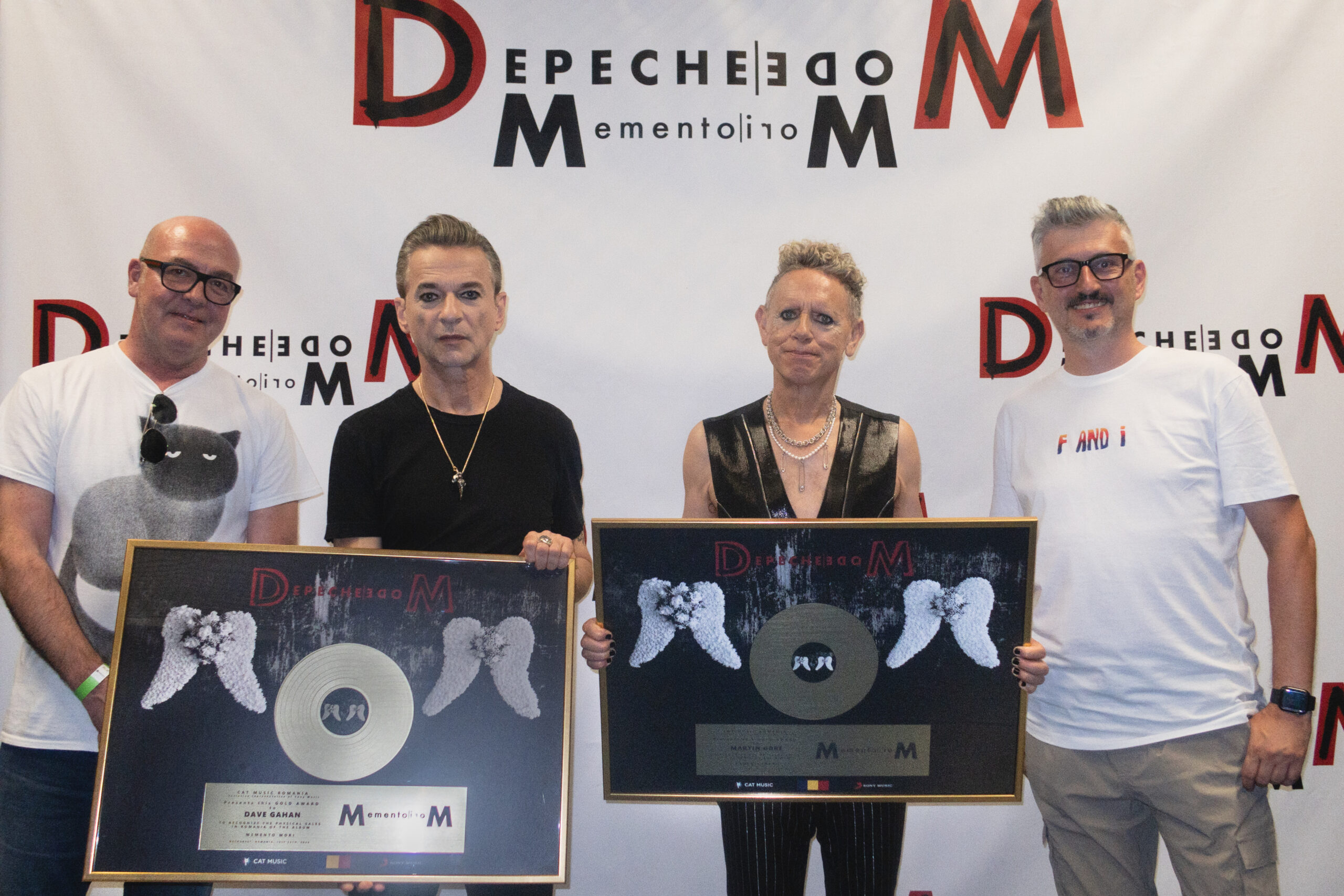 Depeche Mode a revenit la București pe 26 iulie 2023 într-un concert inedit ce face parte din turneul mondial „Memento Mori”