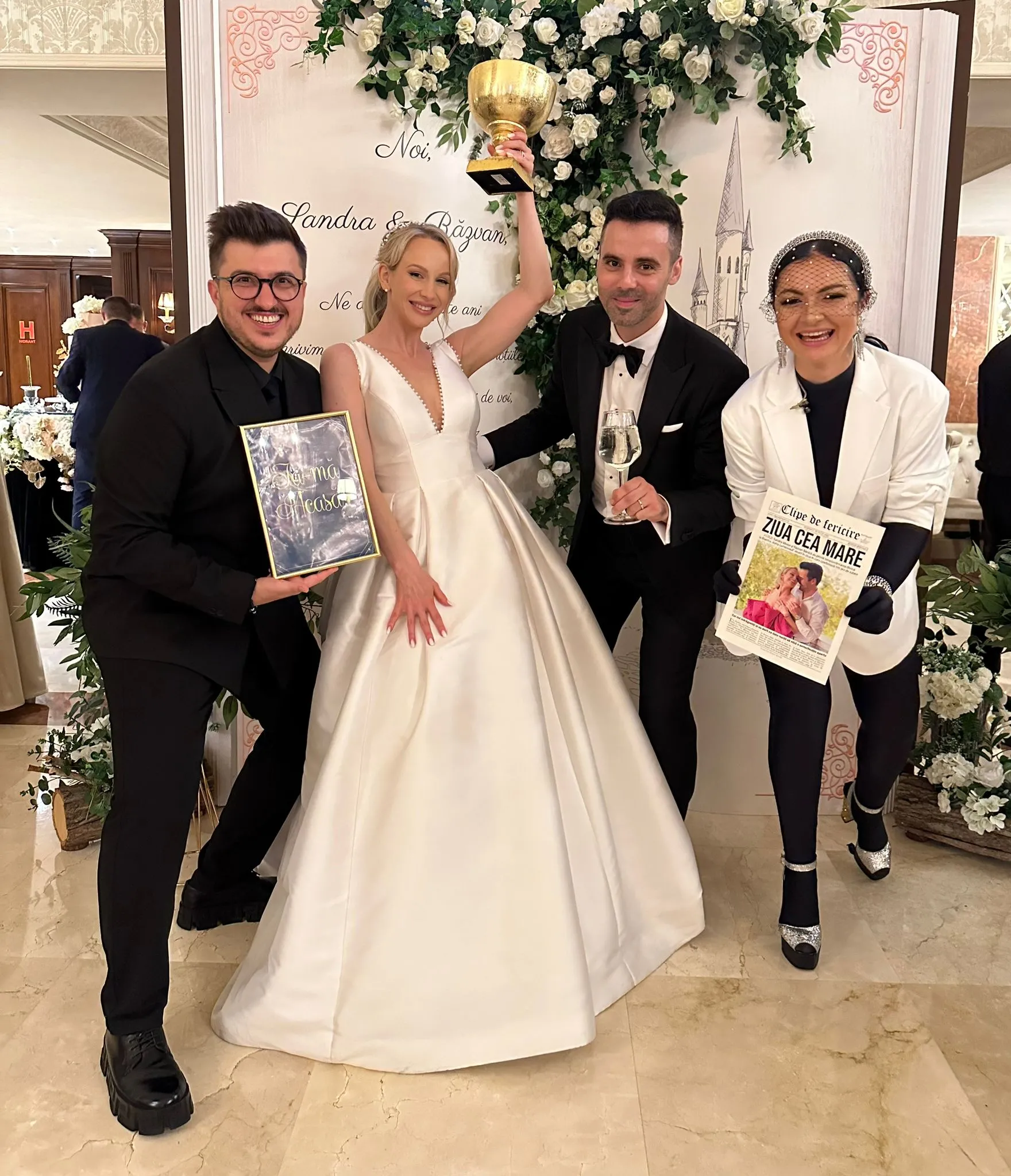 Sandra Izbașa și Răzvan Bănică au făcut nuntă pe muzica Prestige Orchestra