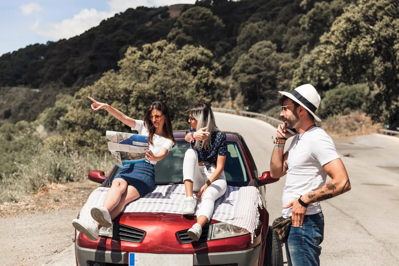 Cum să îți organizezi un road trip memorabil cu prietenii