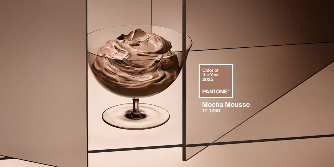Culoarea anului 2025 – Mocha mousse. Cum o integrăm?