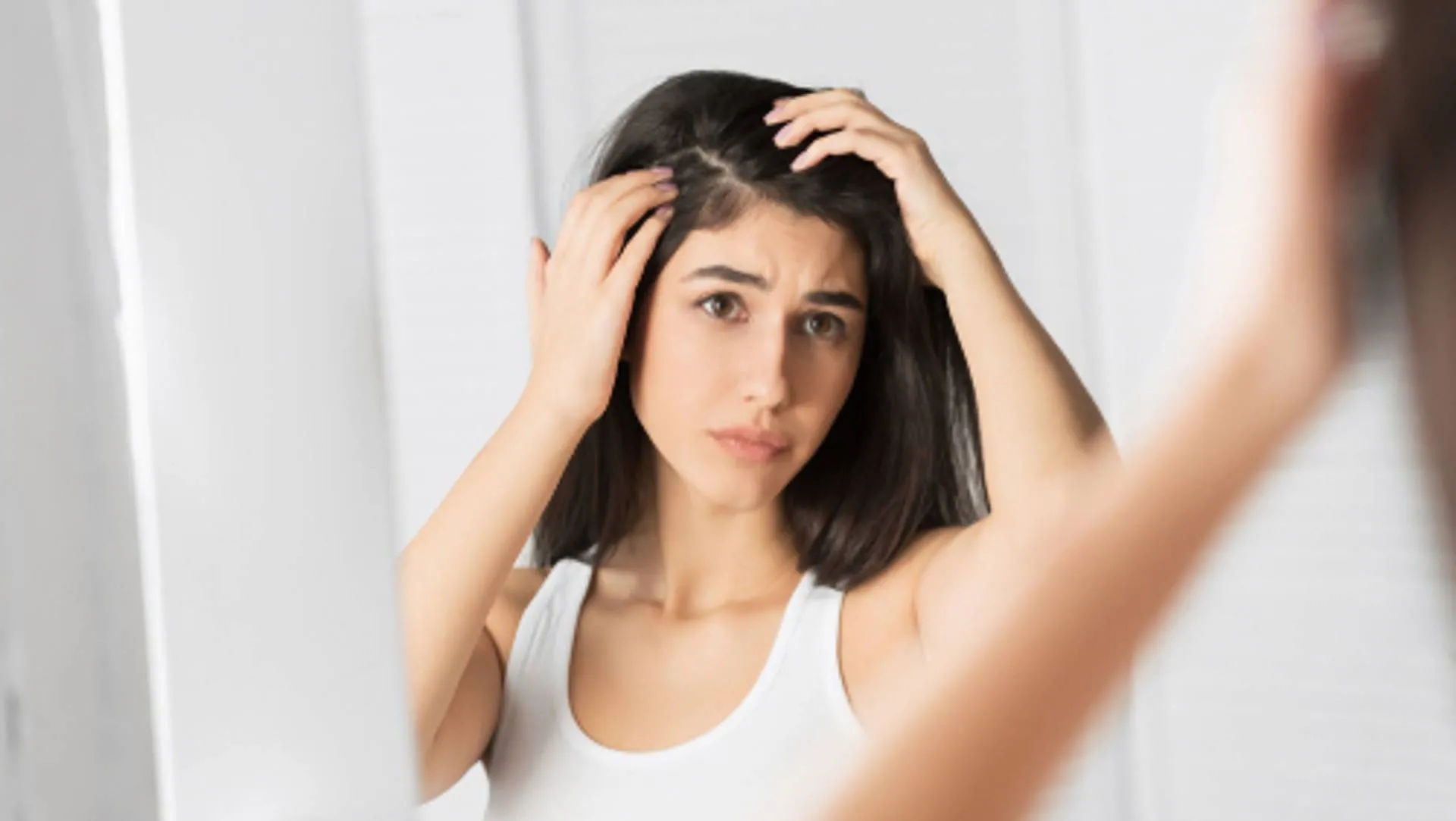 Dermatita seboreică sau mătreață? Cum să recunoști semnele