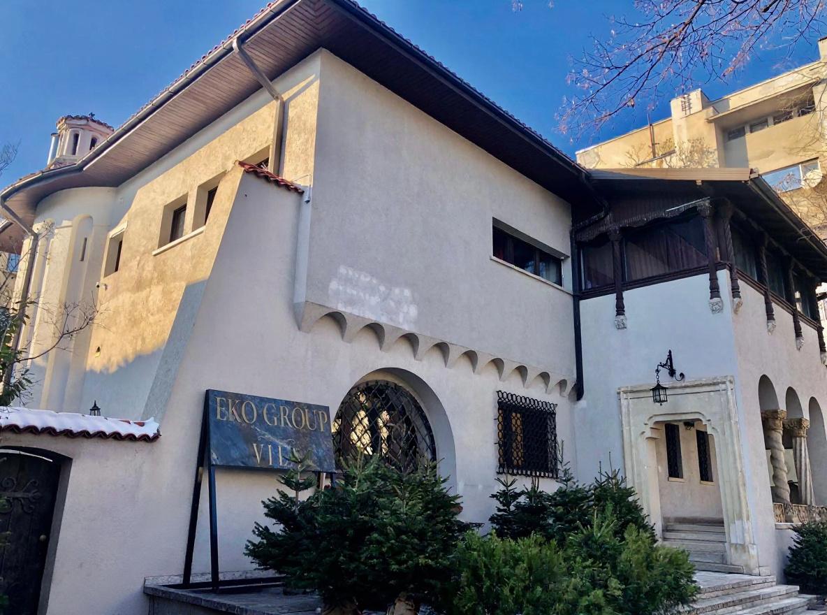 Vila Tătărescu de pe Polonă 19 s-a deschis. Ce era în seiful misterios după 70 de ani