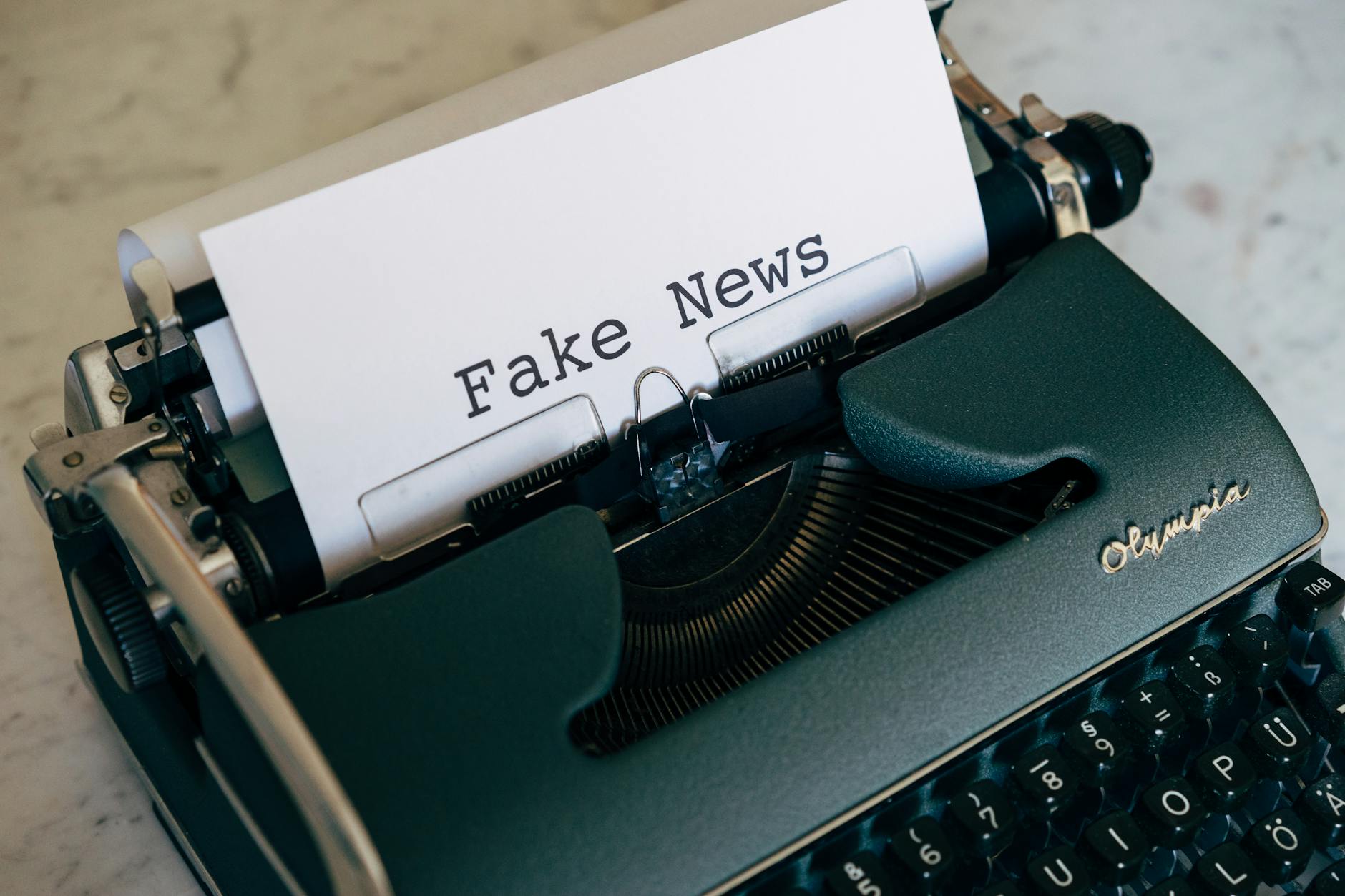 55% dintre români se simt expuși la fake news, suntem pe locul 2 în UE după Ungaria