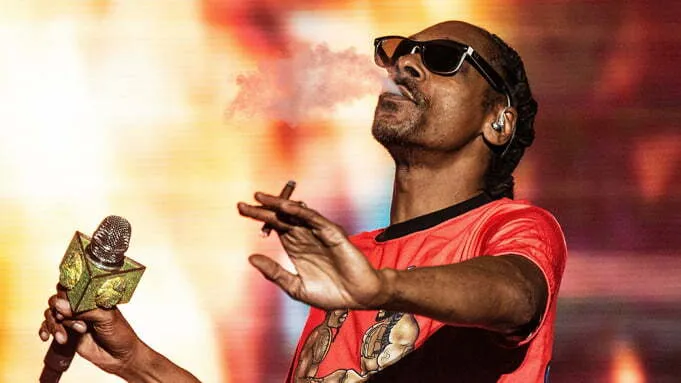 Meciul cu Snoop Dogg in tribune se termină dramatic cu gol in minutul 95