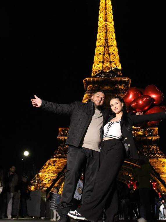 Tiktokerul Alin, părăsit de Sibel și cei 2 copii. L-a prins vorbind cu Roxana pe WhatsApp