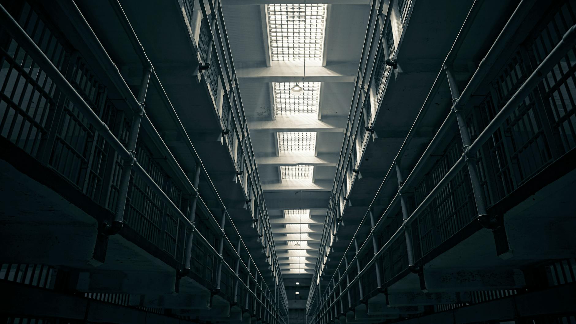 Victorie în Scoția: Bărbații trans, interziși prin lege în închisorile de femei