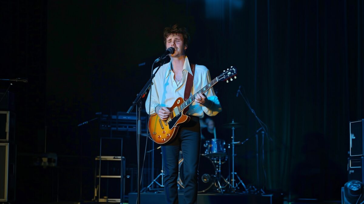 Cruz Beckham (21) în lacrimi pe scenă, mesaj dur pentru Brooklyn – îi frângi inima mamei