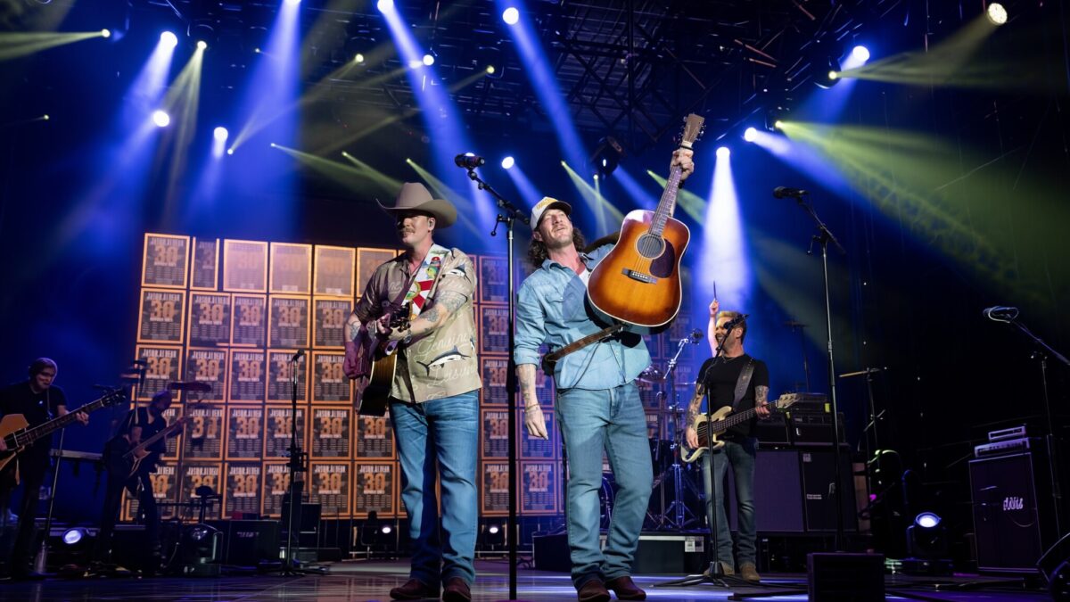 Florida Georgia Line s-a reunit pe scenă pentru prima dată după 4 ani