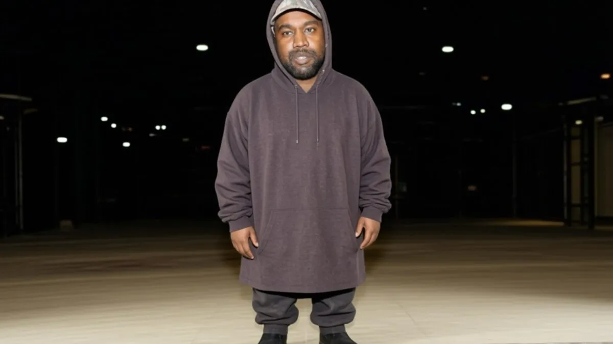 James Blake îl refuză pe Kanye West și cere eliminarea numelui său de pe albumul Bully