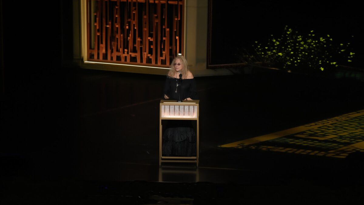 Jane Fonda o ironizează pe Streisand la Oscaruri Eu am făcut 4 filme cu el