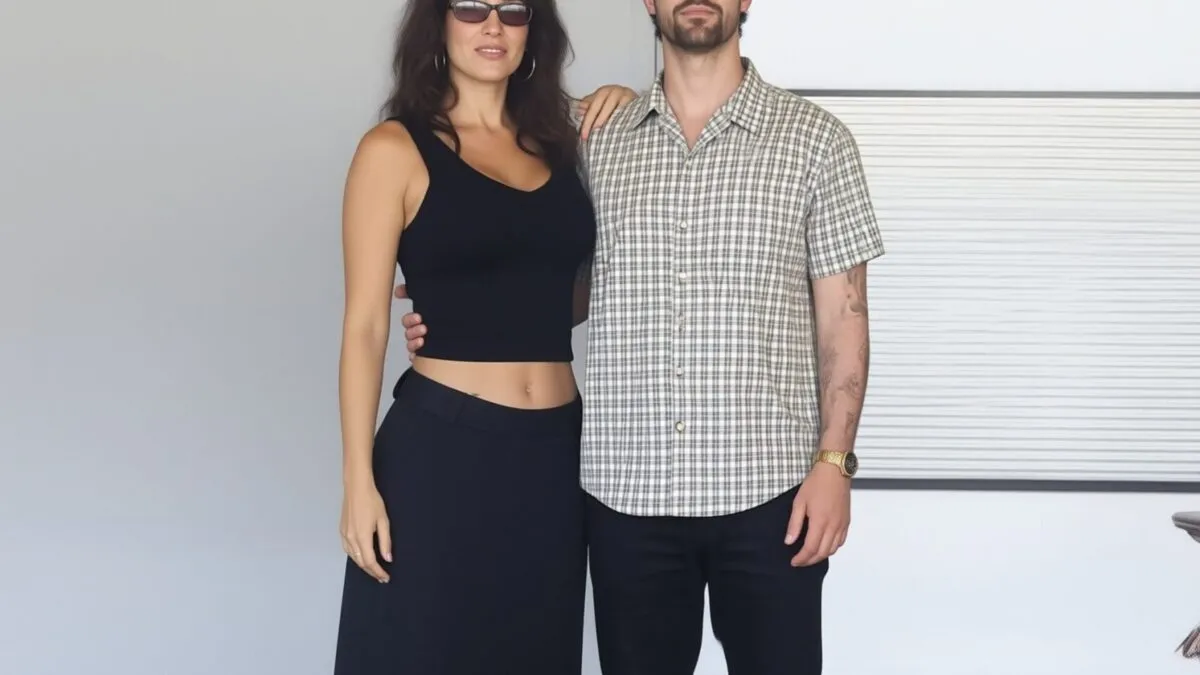 Joe Jonas nu se poate abține, săruturi pasionale cu iubita în aeroport