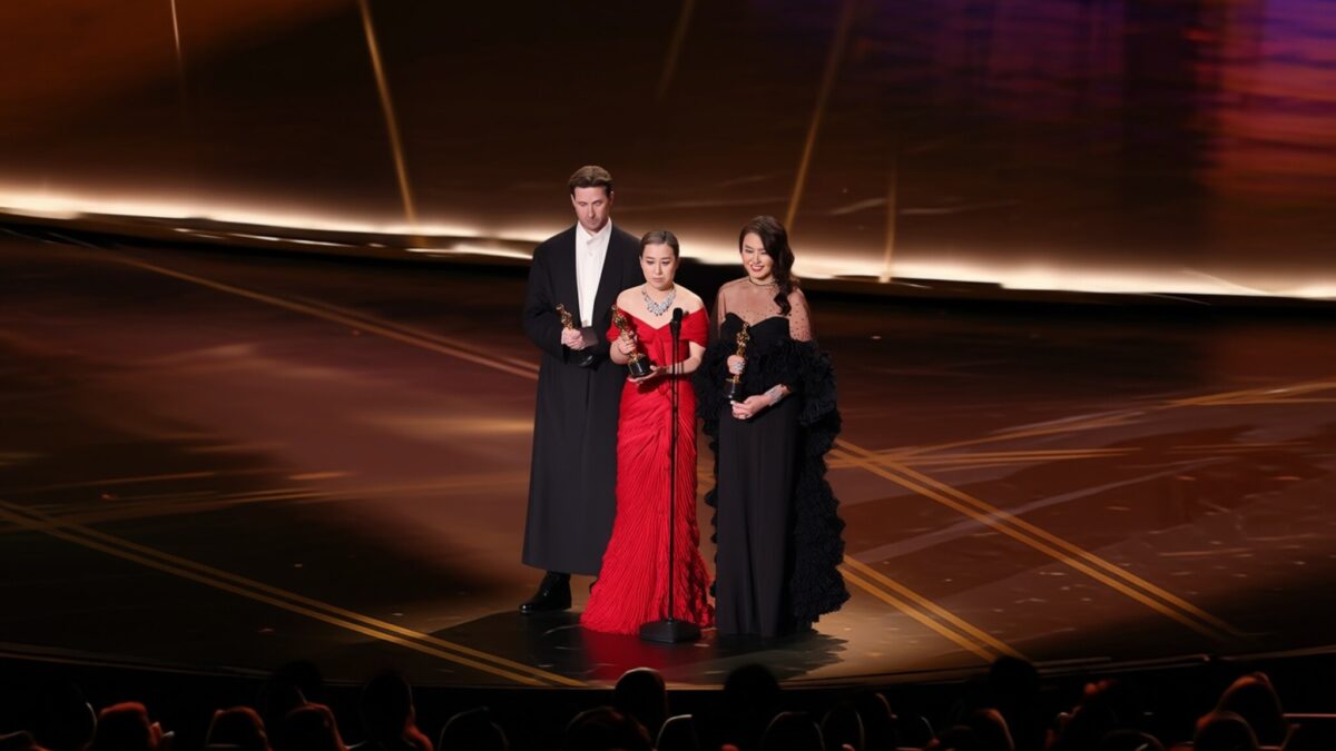 KPop Demon Hunters câștigă Oscarul pentru Cel mai bun film de animație