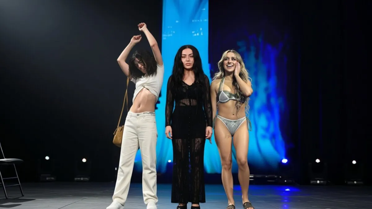 Lollapalooza 2026 anunță peste 100 de artiști cu Charli xcx și Lorde headlineri