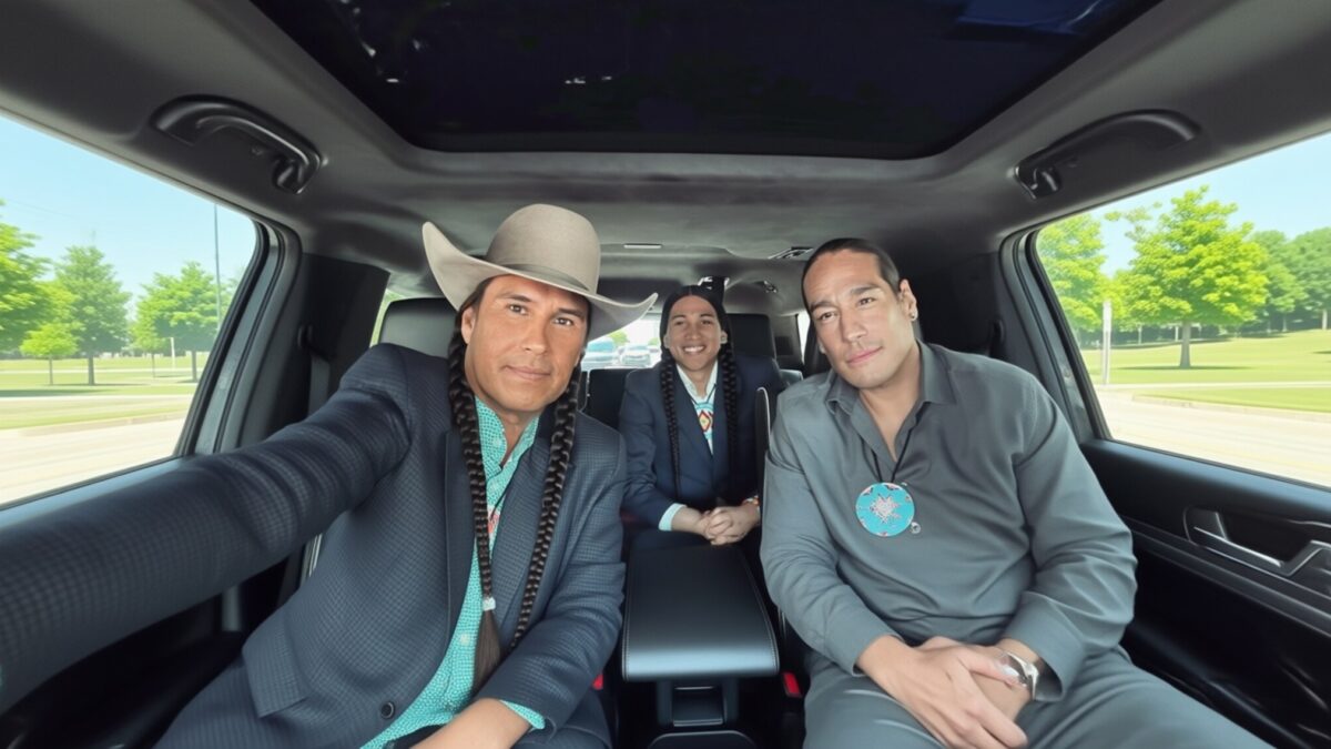 Actorul din Yellowstone Mo Brings Plenty crede că nepotul său de 27 de ani a fost ucis