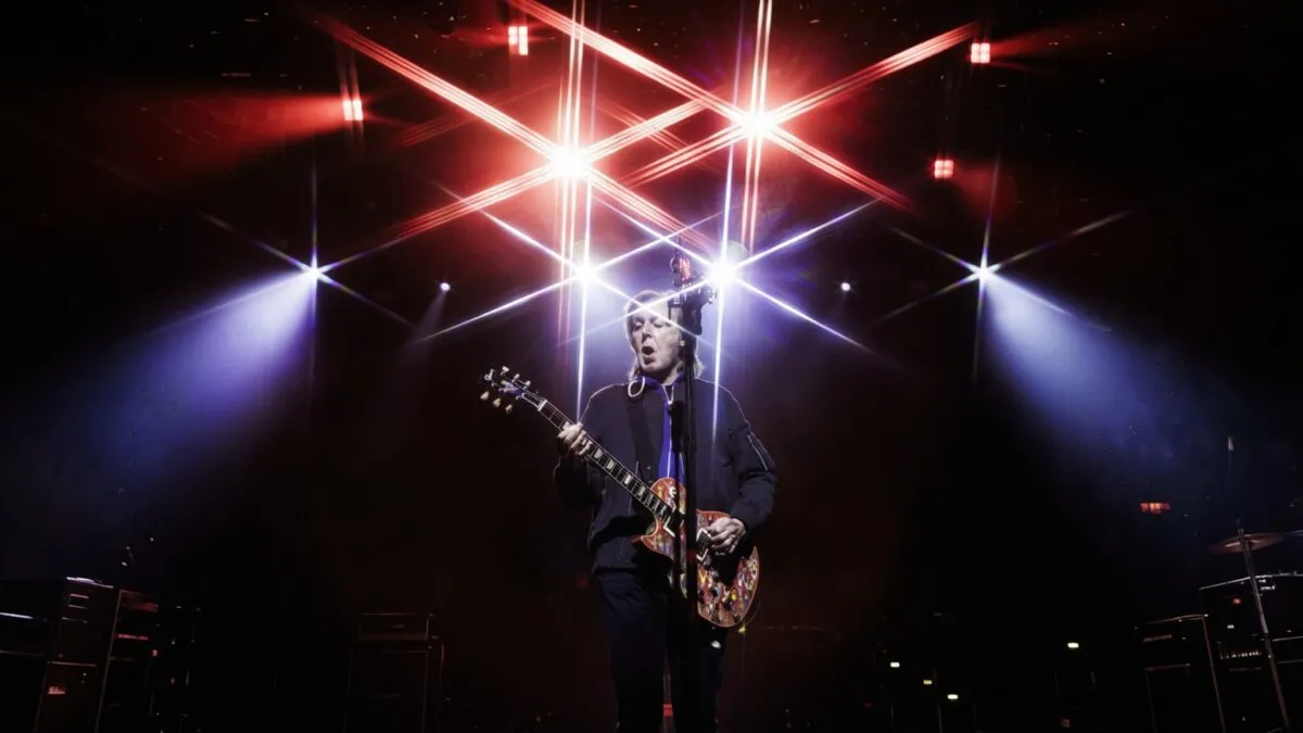 Paul McCartney, concert-surpriză pentru 1.200 de fani într-un teatru din Hollywood