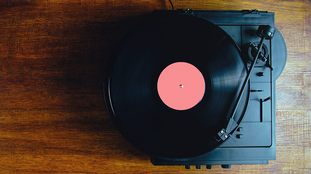 Industria muzicală sparge recordurile cu încasări de 31,7 miliarde dolari