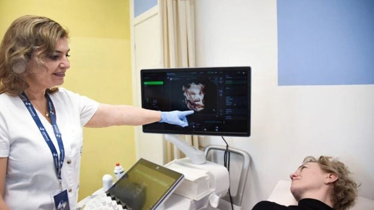 România plătește mii de fertilizări in vitro din bani UE