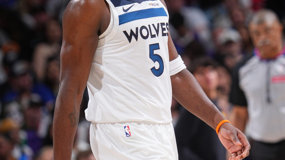 Anthony Edwards acuză că e șantajat cu 500.000 de dolari de mama copilului său