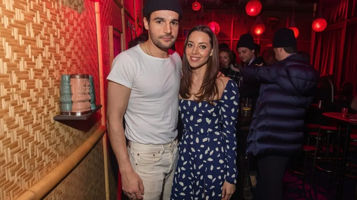Aubrey Plaza este însărcinată la 41 de ani la un an de la moartea tragică a soțului