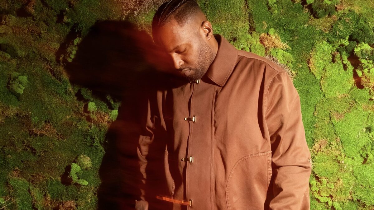 Camper, producătorul lui Kehlani, a contribuit la o treime din albumul Vultures 1