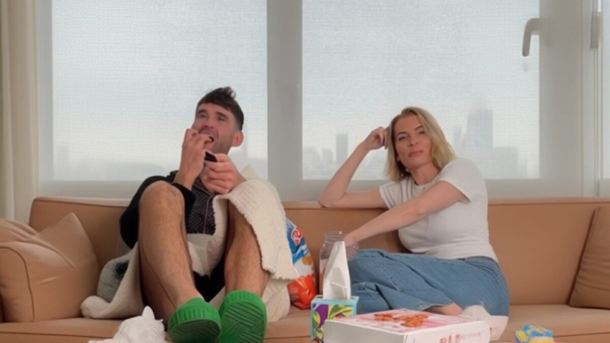 Carl Radke și Lindsay Hubbard s-au reunit pentru o reclamă după ce au anulat nunta