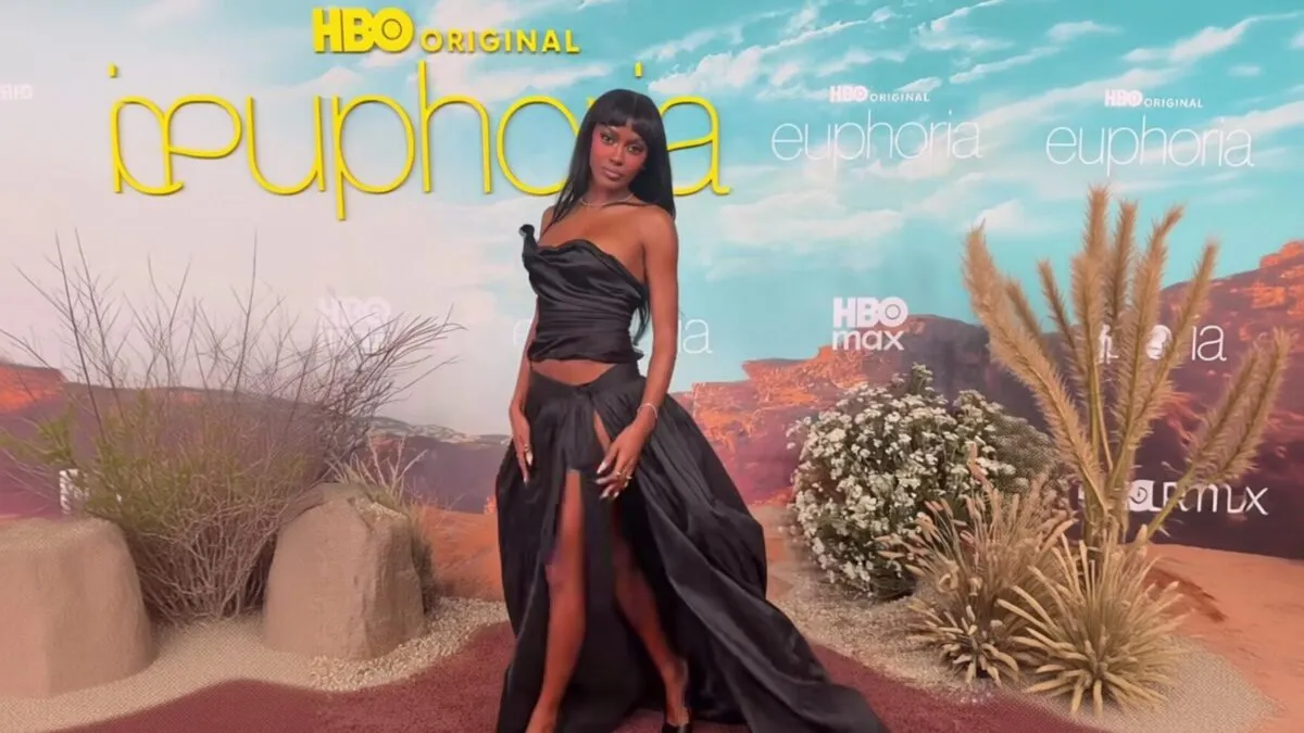 Ciara Miller îl atacă pe fostul iubit în direct la premiera Euphoria Sezonul 3
