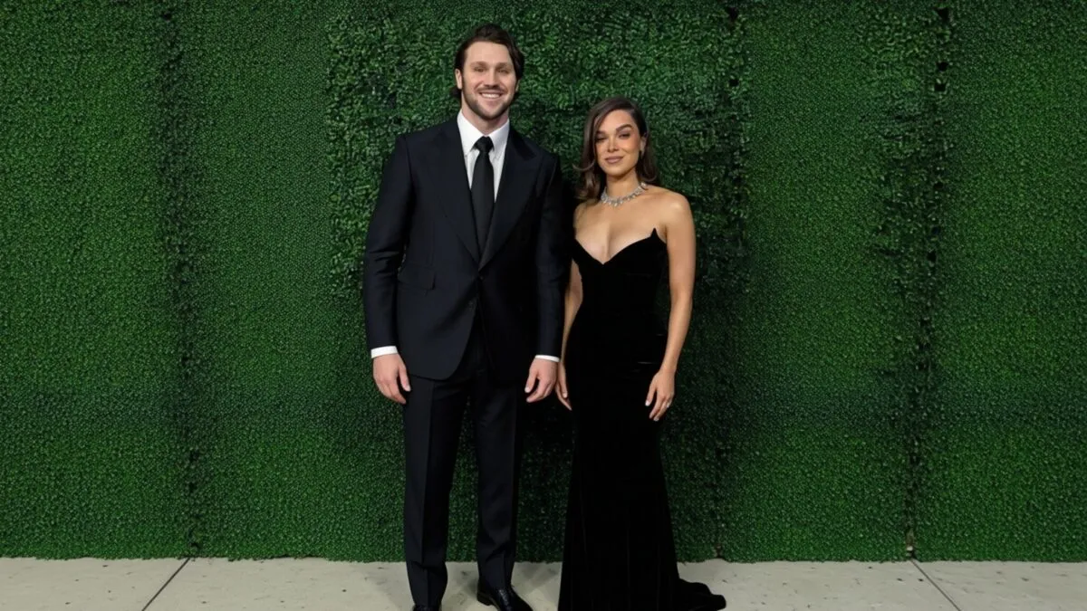 Hailee Steinfeld și Josh Allen au devenit părinți! Actrița a născut o fetiță